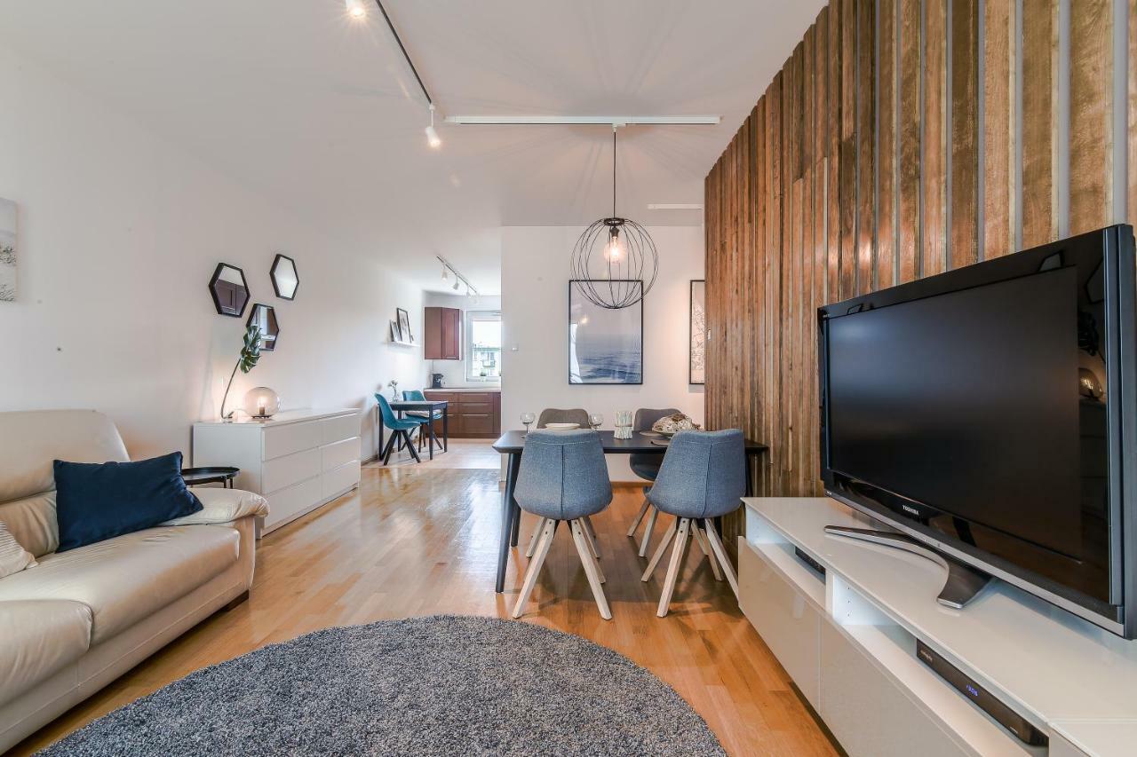 Apartment Rent A Flat - Obroncow Wybrzeza St. Danzig